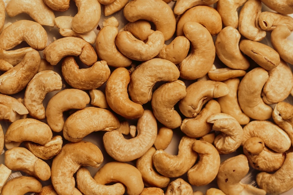 [5913] planters deluxe whole cashew 8.