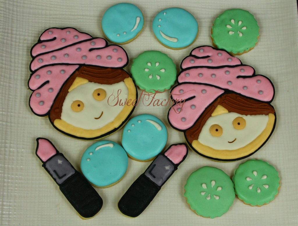 Bubble Beach Spa Cookies & Cr.