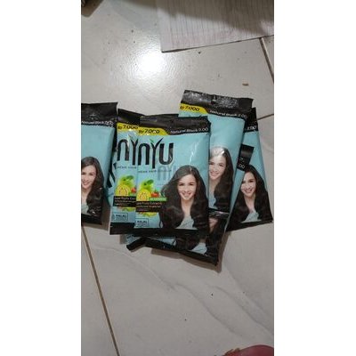 u hair color black
